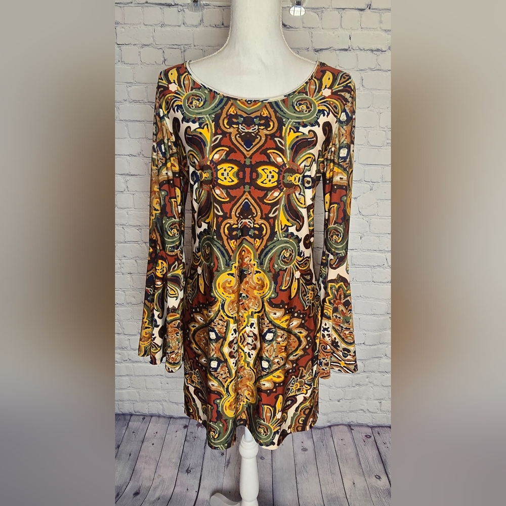 Haani Paisley Bell Sleeve Dress M
